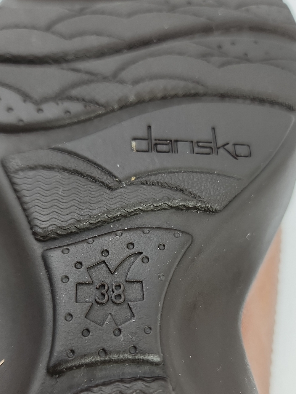 Dansko Camille women's flat brown leather with a front zip perforated shoe 38 - Picture 11 of 13